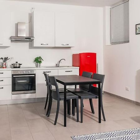 Staurenghi Blue Apartment Βαρέζε Εξωτερικό φωτογραφία