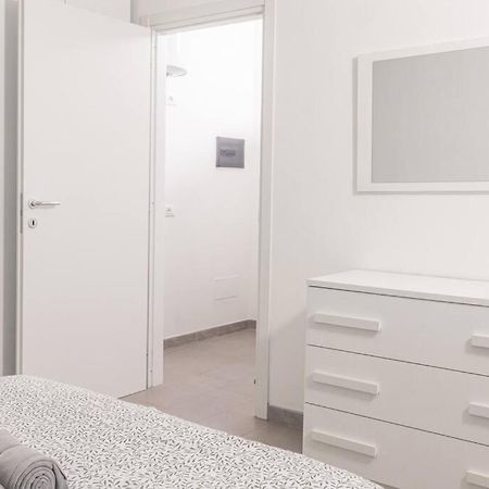 Staurenghi Blue Apartment Βαρέζε Εξωτερικό φωτογραφία