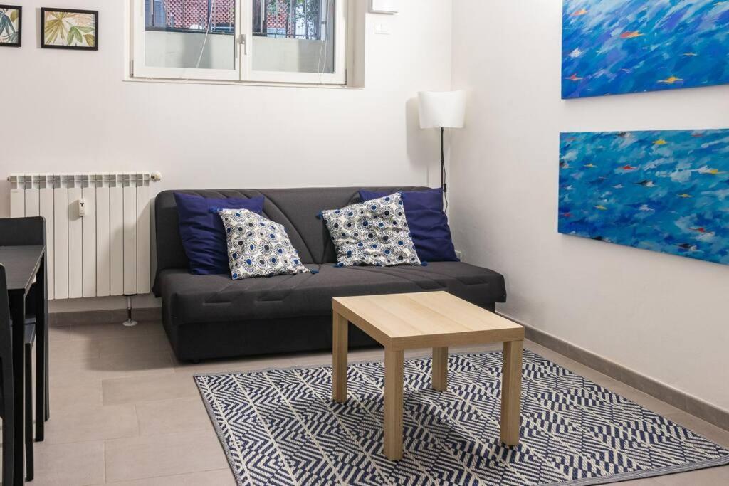 Staurenghi Blue Apartment Βαρέζε Εξωτερικό φωτογραφία